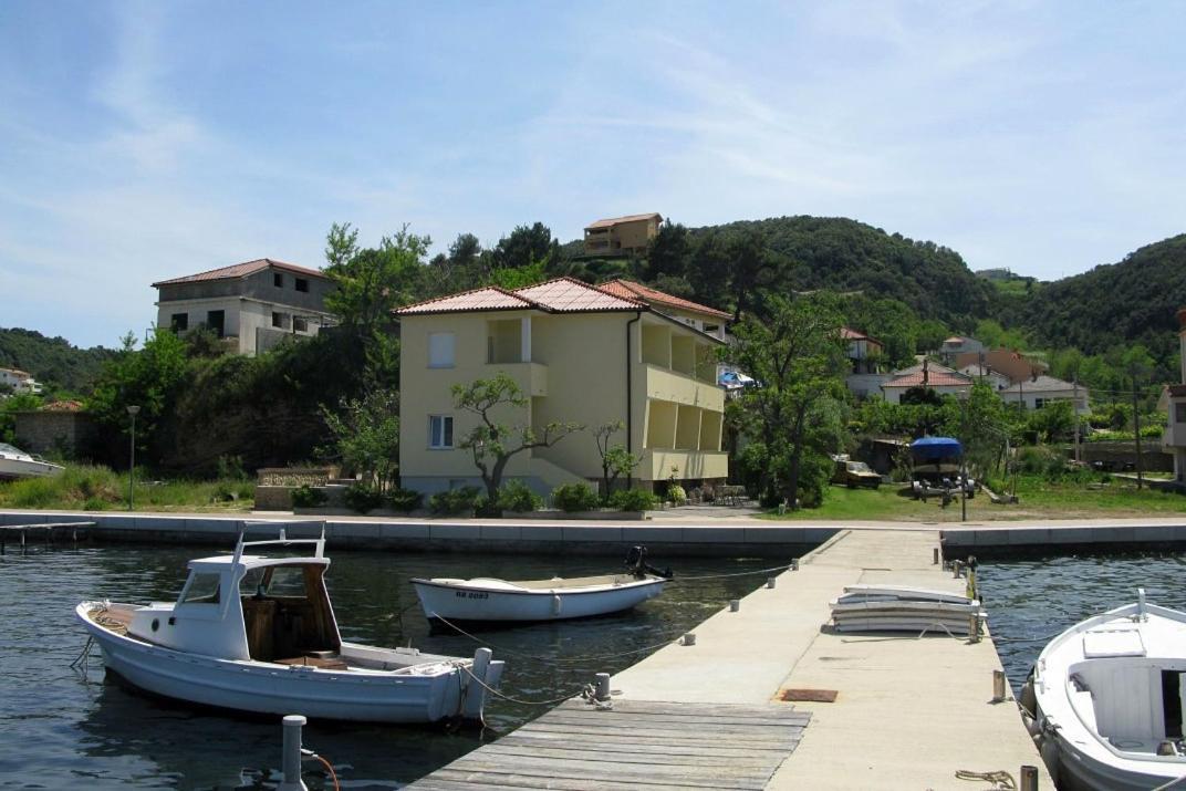 Apartments By The Sea Supetarska Draga - Donja, Rab - 11769 Eksteriør bilde